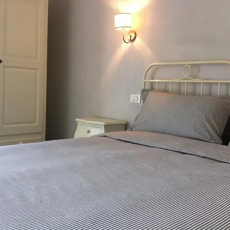 Konukevi Skipper White 4*