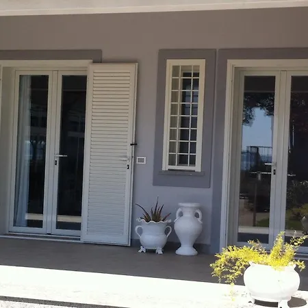 Guest house Skipper White